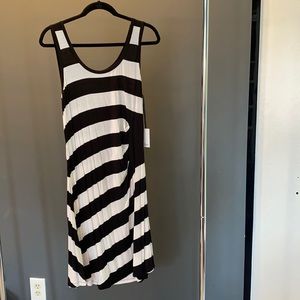 Calvin Klein black and white stripe Dress. Size L/ XL 14.